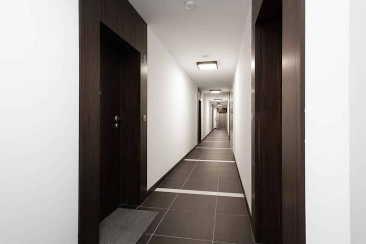 Golden Apartments Warsaw - Big Apartment In Luxury Building Near Metro Station-Grzybowska 85-5 Eksteriør billede
