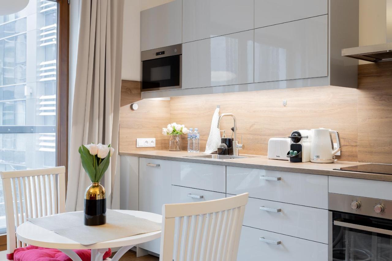Golden Apartments Warsaw - Big Apartment In Luxury Building Near Metro Station-Grzybowska 85-5 Eksteriør billede